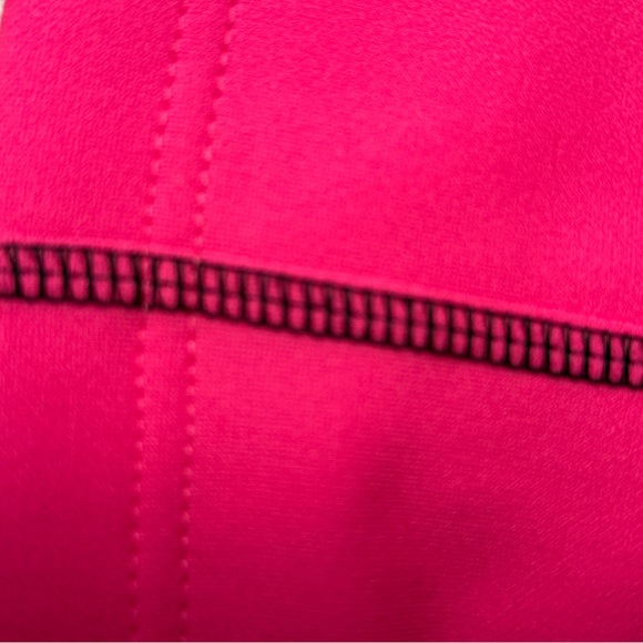 Retro Power Pink and Black Be Inspired Activewear Set NWOT - Picture 7 of 14